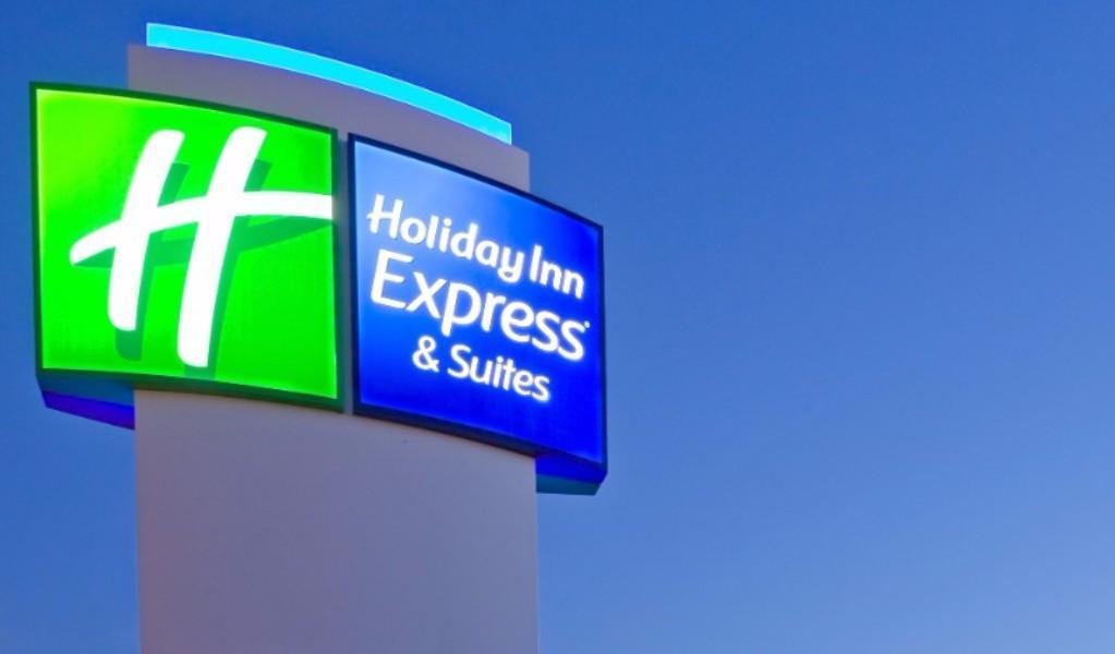 Holiday Inn Express & Suites Waterville - North By Ihg Buitenkant foto