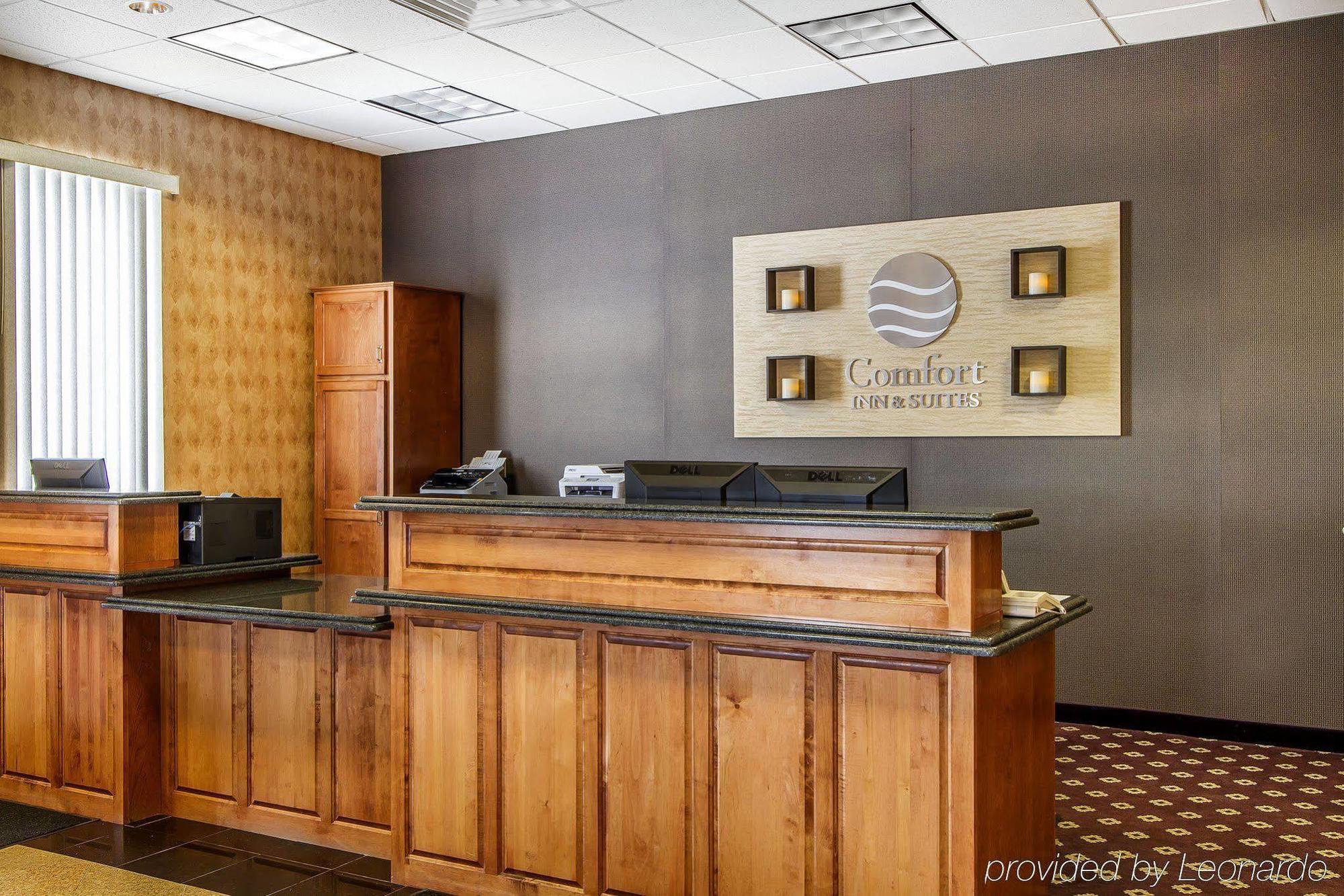 Holiday Inn Express & Suites Waterville - North By Ihg Buitenkant foto