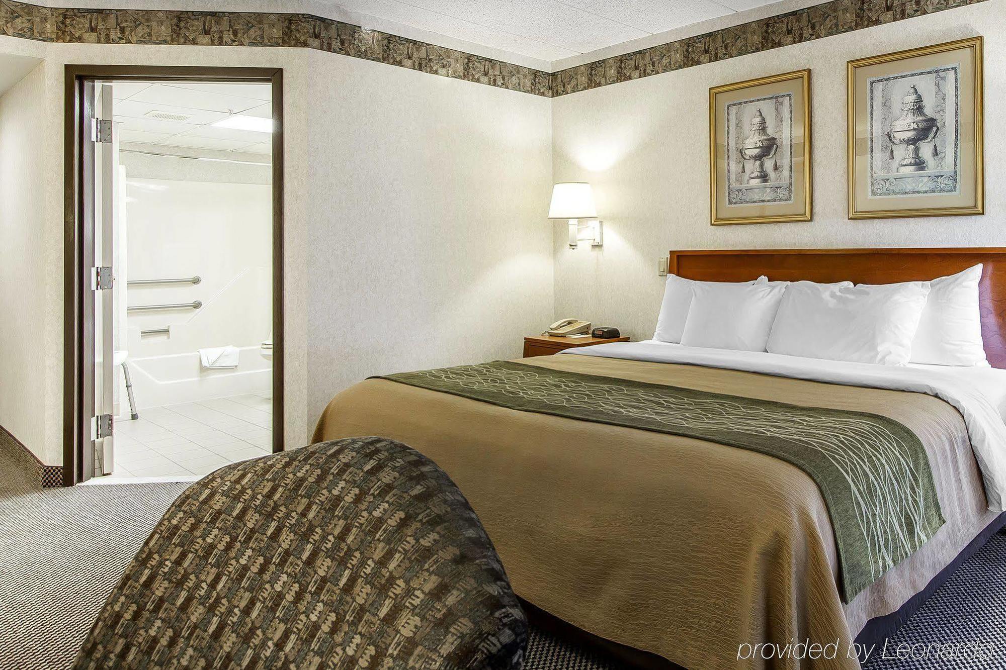 Holiday Inn Express & Suites Waterville - North By Ihg Buitenkant foto