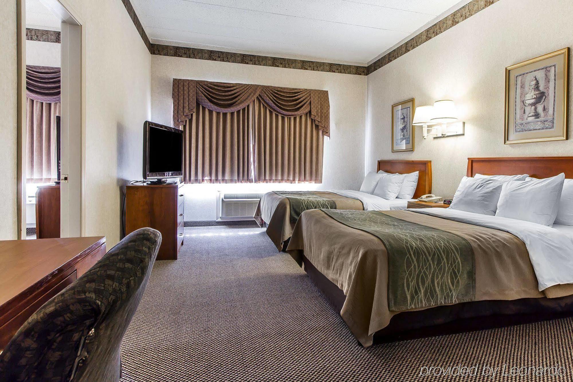 Holiday Inn Express & Suites Waterville - North By Ihg Buitenkant foto