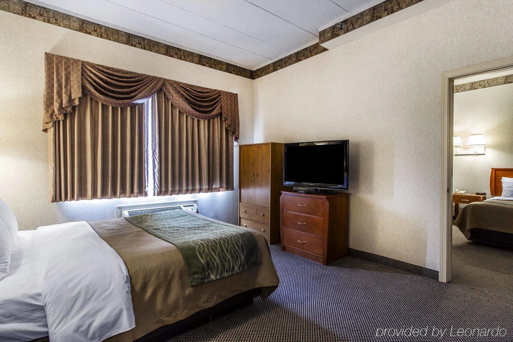 Holiday Inn Express & Suites Waterville - North By Ihg Buitenkant foto