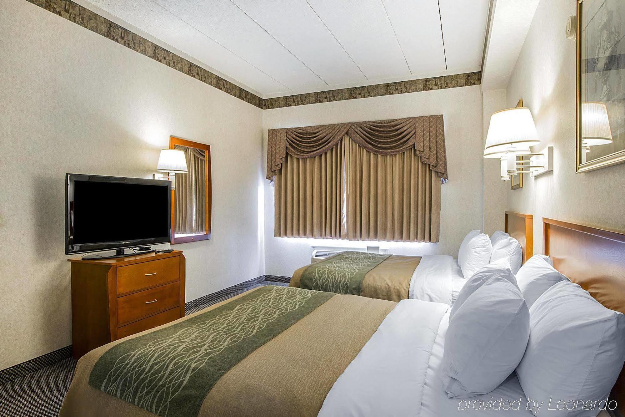 Holiday Inn Express & Suites Waterville - North By Ihg Buitenkant foto